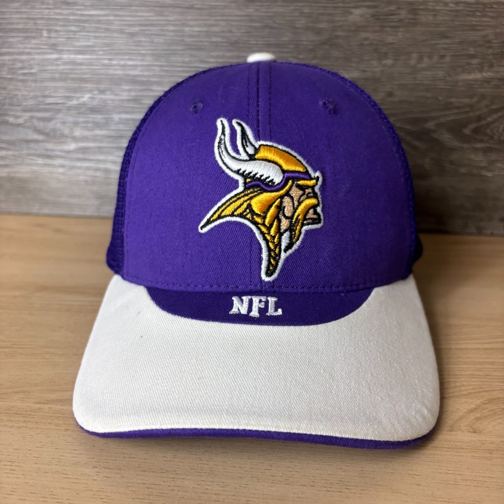 Vintage Minnesota Vikings Hat Cap Strap Back Purple Yellow NFL Football